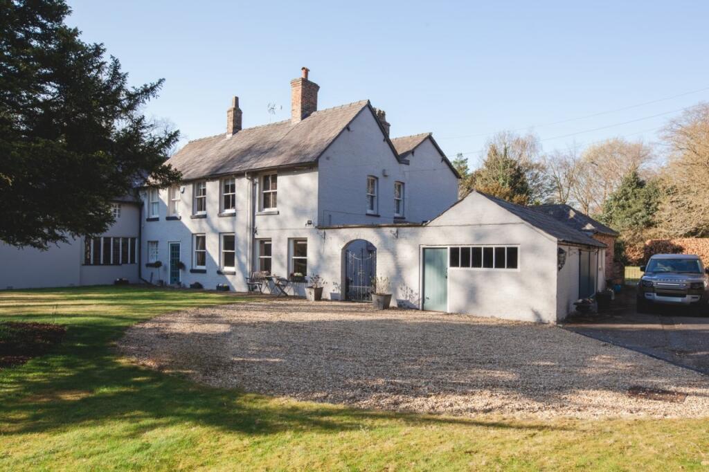 Main image of property: Chelford Road, Knutsford