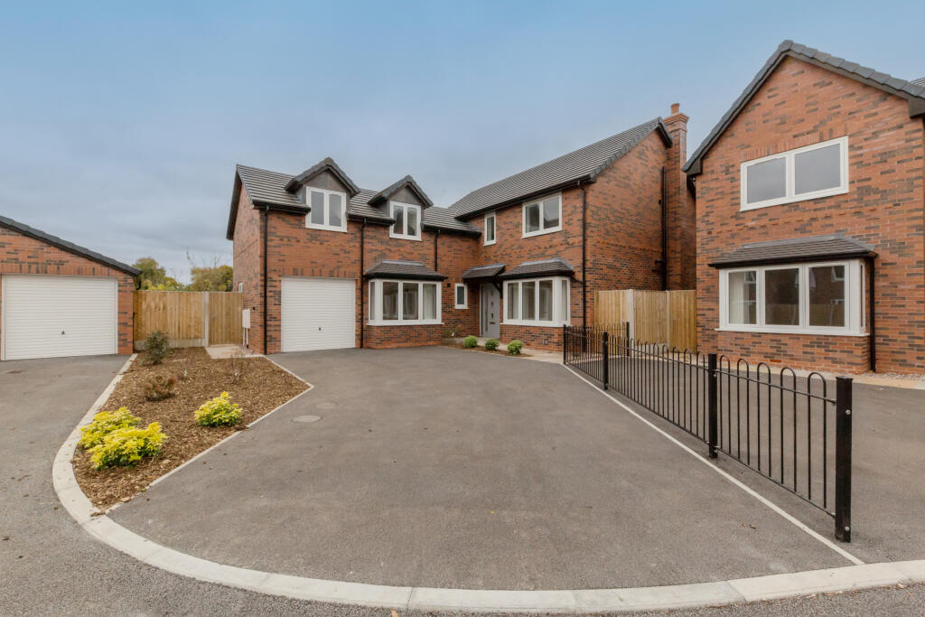 Main image of property: Linnards Lane, Wincham
