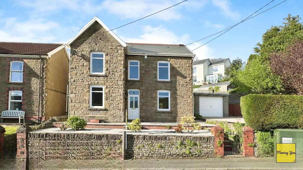 4 bedroom detached house for sale in Alltwen Hill, Pontardawe, Swansea, SA8