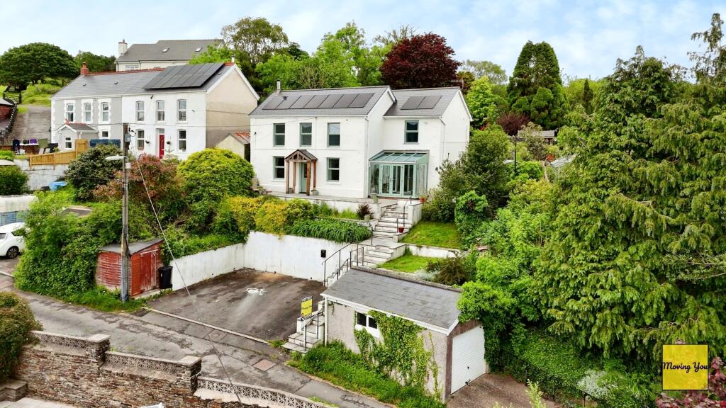 4 bedroom detached house for sale in Penygraig Road, Pontardawe, SA8