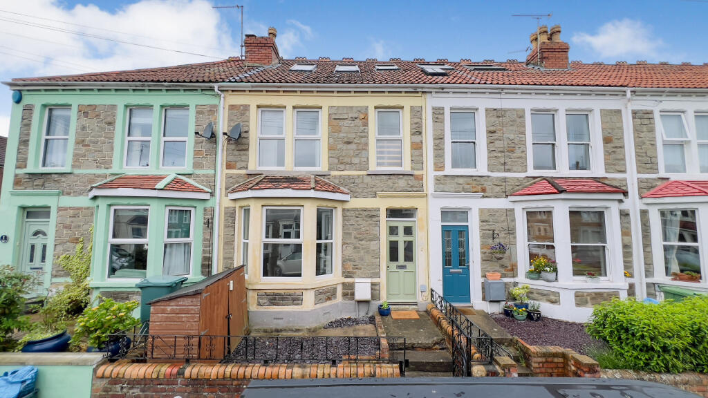 3 bedroom terraced house for sale in Pendennis Park, Brislington