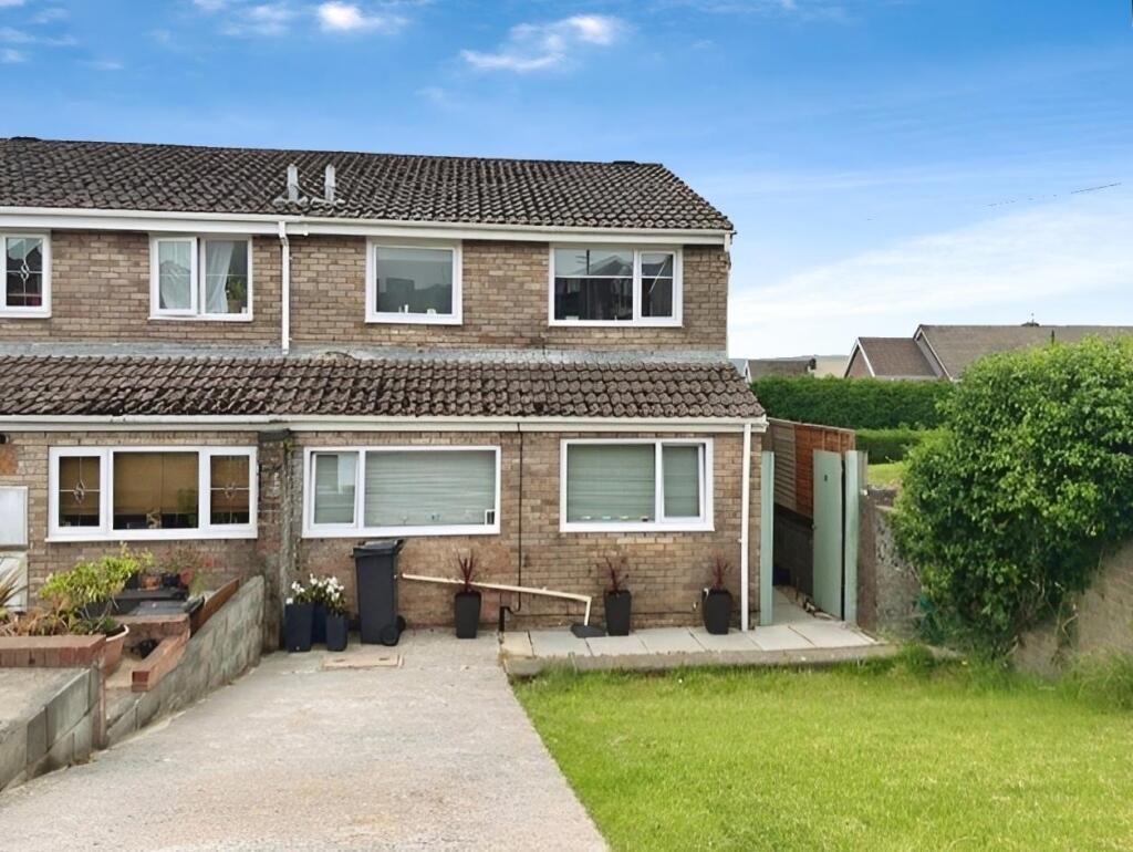 Main image of property: Mackworth Drive, Cimla, Neath, SA11 2QA, GB