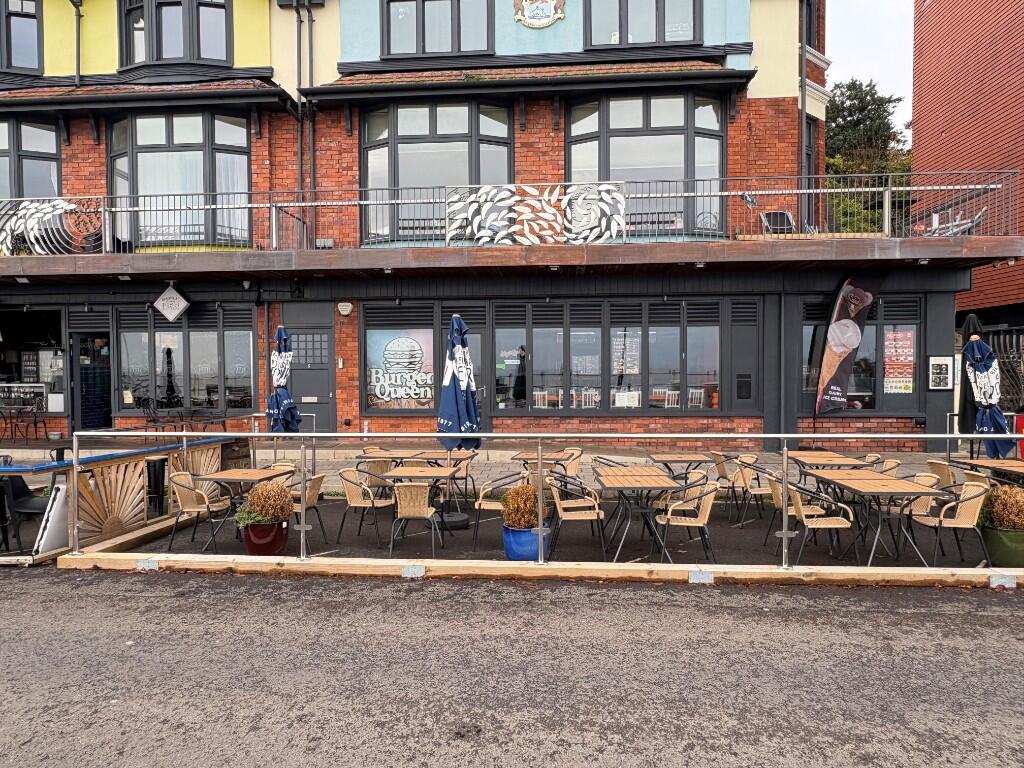 Main image of property: The Cafe, The Esplanade, Penarth, South Glamorgan, Vale Of Glamorgan, The, CF64