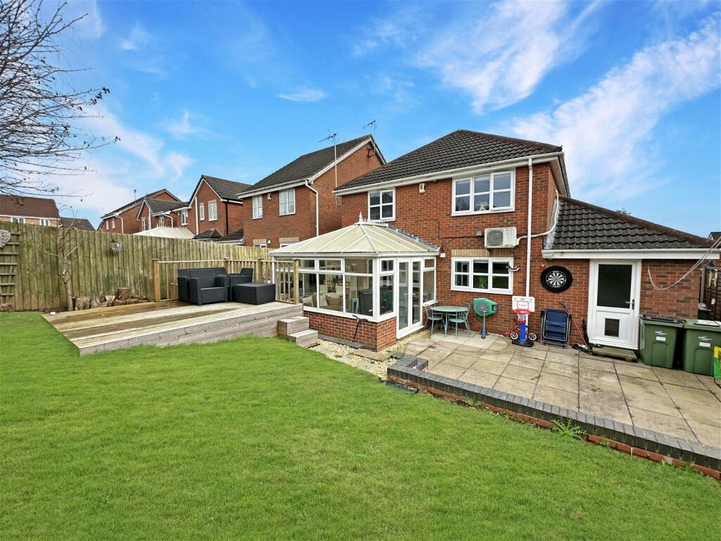 4 bedroom detached house for sale in Seaton Road, Thorpe Astley, LE3