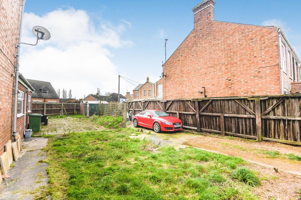 3 bedroom semidetached house for sale in Elm High Road, Wisbech, Cambs