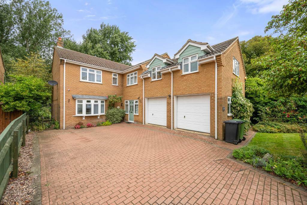 5 bedroom detached house for sale in Town Street, Upwell, Wisbech