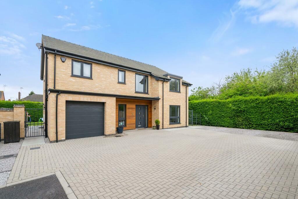 4 bedroom detached house for sale in Rockcliffe Gardens, Wisbech, PE13
