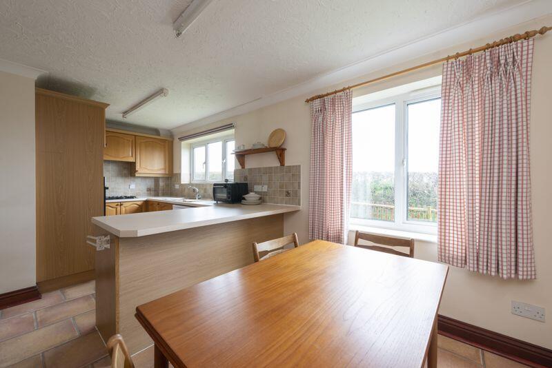 2 bedroom detached house for sale in Glue Hill, Sturminster Newton DT10