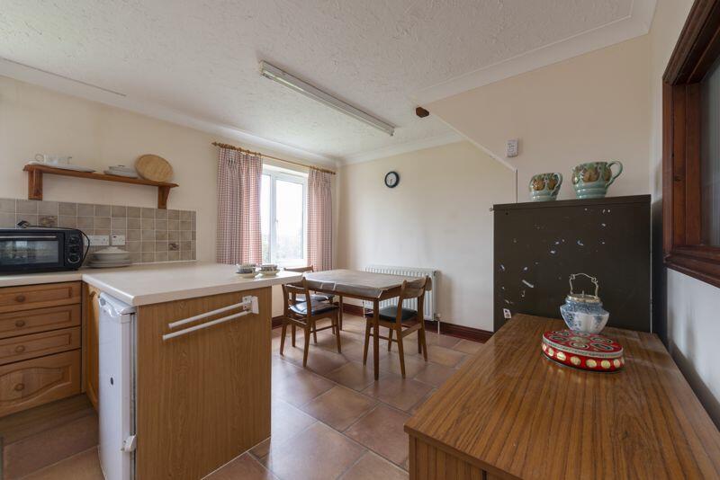 2 bedroom detached house for sale in Glue Hill, Sturminster Newton DT10