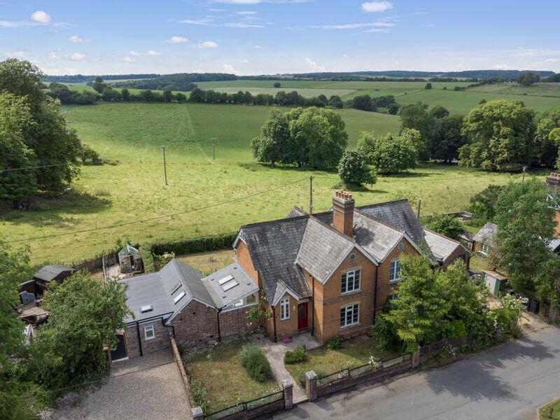 4 bedroom character property for sale in The Cliff, Bryanston, DT11 , DT11