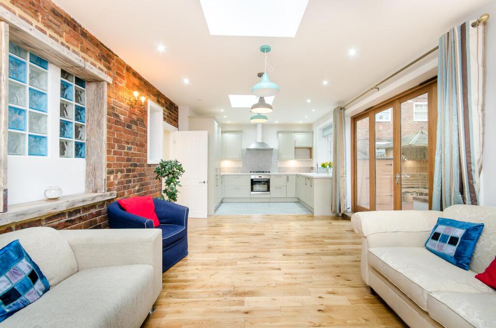 Main image of property: Crescent Lane, London, SW4