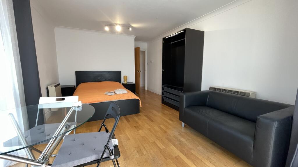 Main image of property: East Ferry Road, London, E14