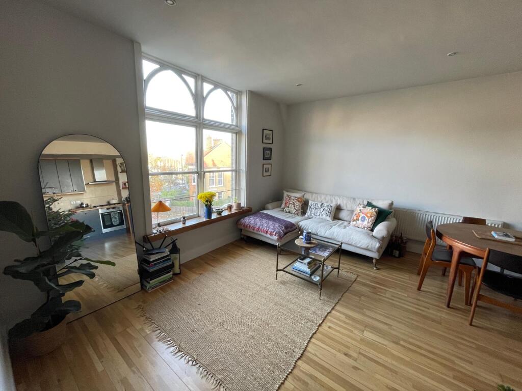 Main image of property: Grove Hill Road, London, SE5