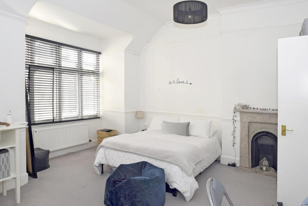 Main image of property: Brock Lane, Maidenhead, SL6