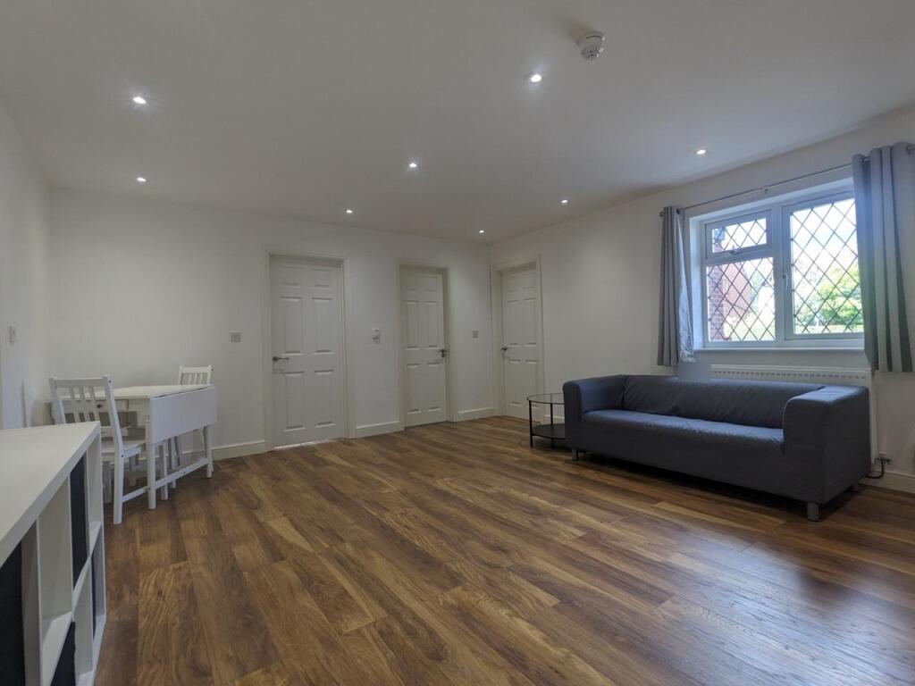 Main image of property: Longmore Road, Solihull, B90