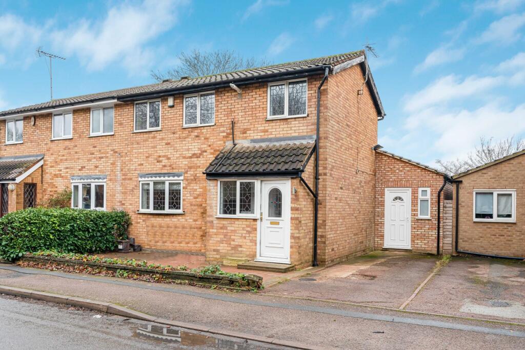 Main image of property: Marshalls Close, London, N11