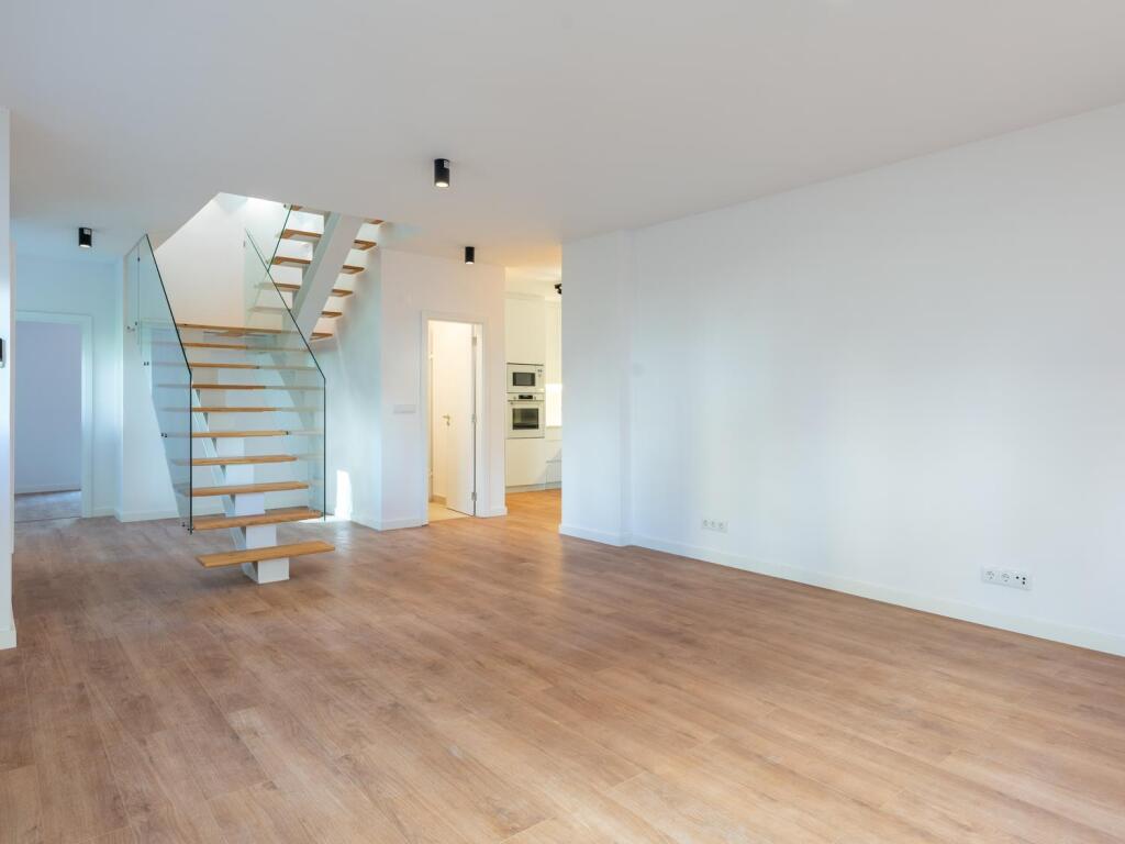 Main image of property: Lisbon