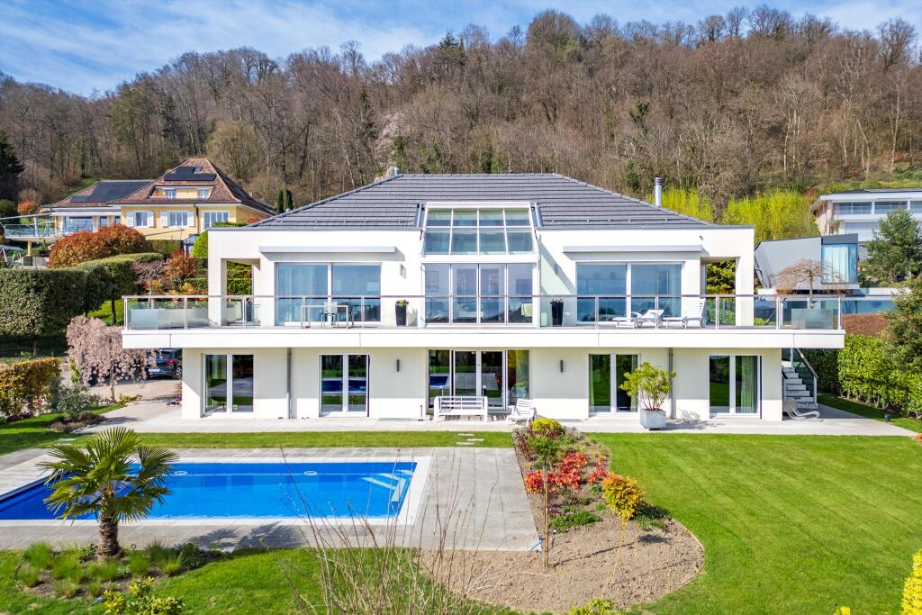 Main image of property: Vaud