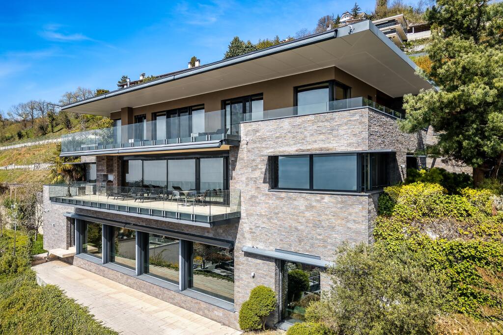 Main image of property: Vaud, Montreux