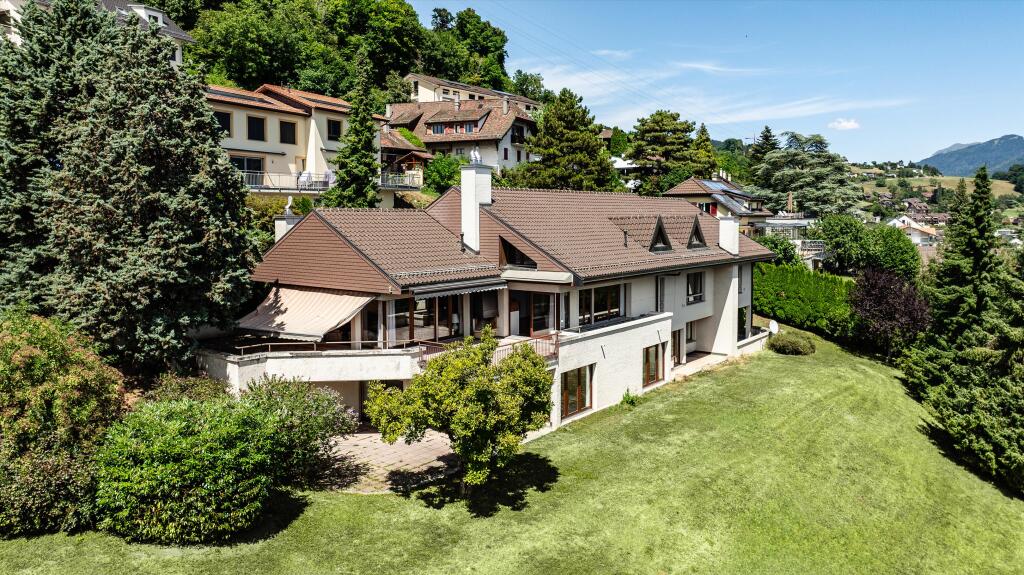 Main image of property: Vaud, Chardonne