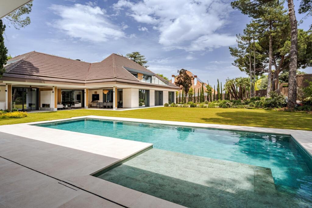 Main image of property: Madrid, Madrid, Alcobendas