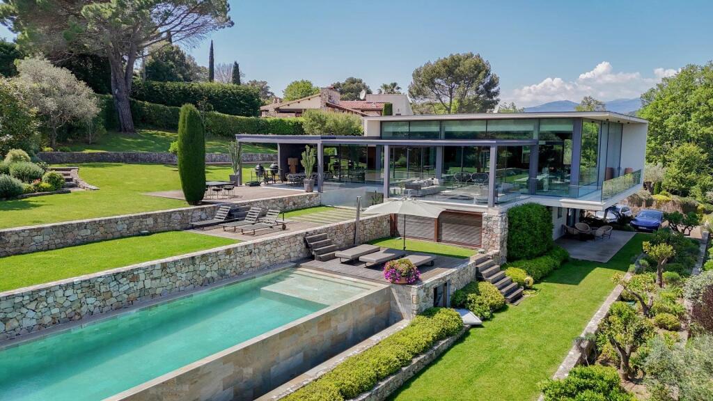 Main image of property: Provence-Alps-Cote d`Azur, Alpes-Maritimes, Biot
