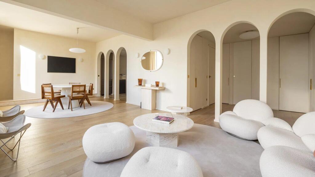 Main image of property: Paris-Isle of France, Paris, Paris