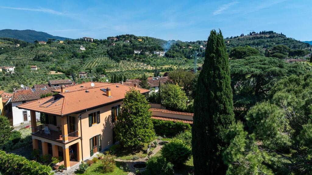 Main image of property: Tuscany, Florence, Florence