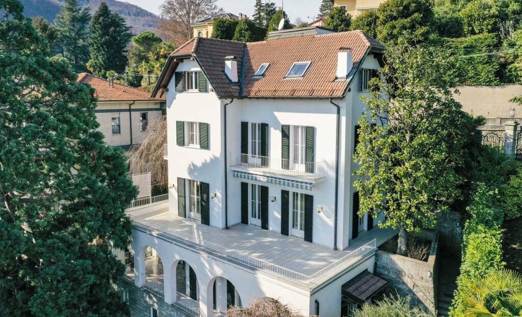 Villa for sale in Lombardy, Como, Como