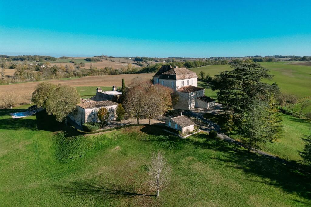 Main image of property: Aquitaine, Lot-et-Garonne, Monviel