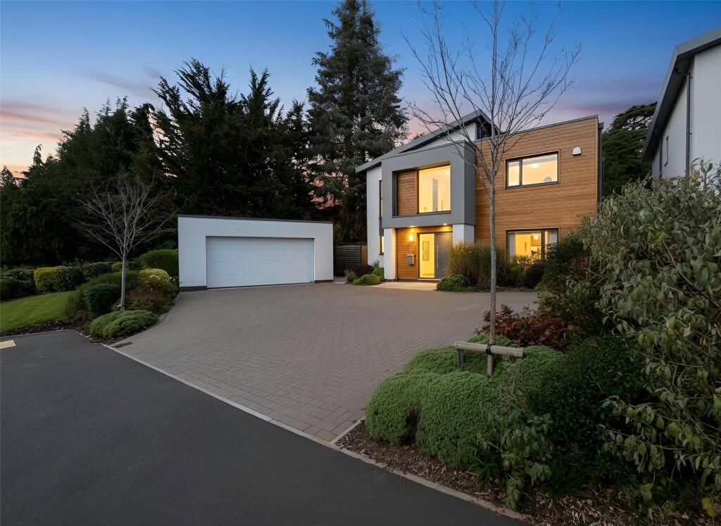 Main image of property: Holland Park, Exeter