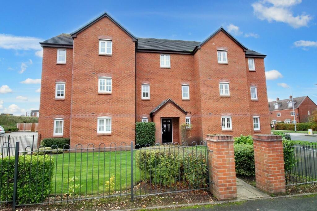 2 bedroom apartment for rent in Burwaye Close, Lichfield, Staffordshire