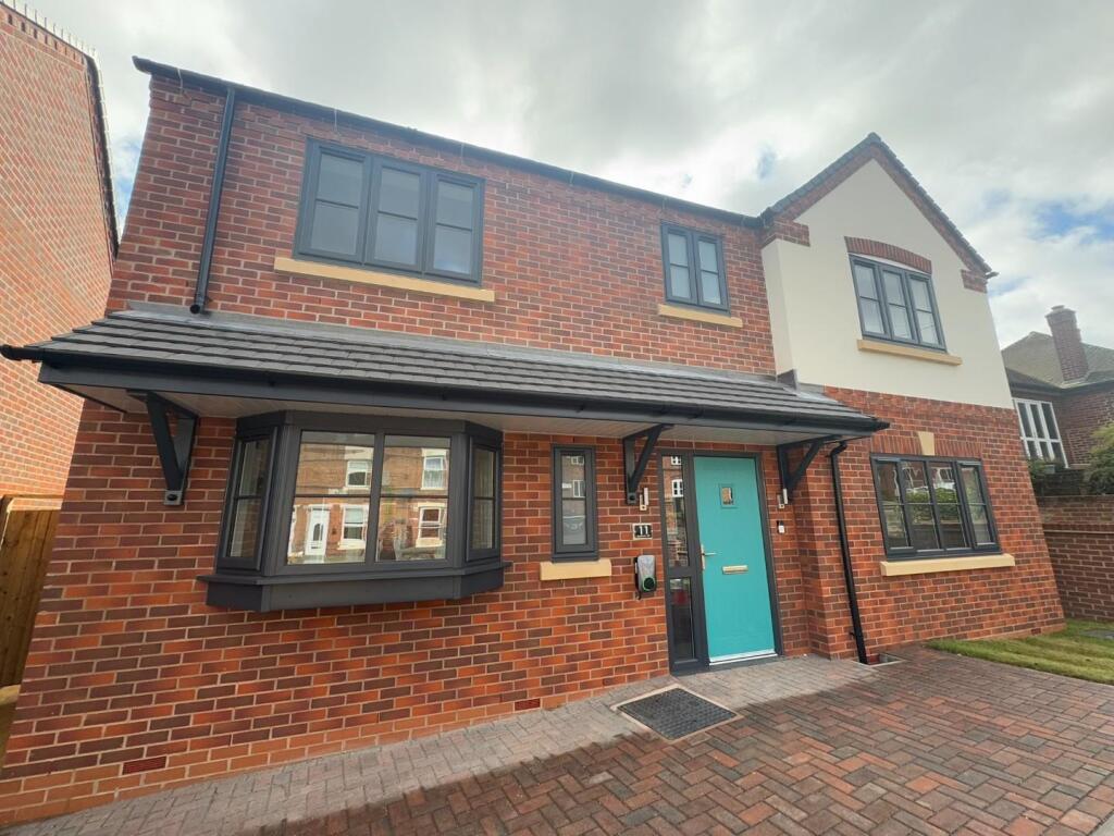 Main image of property: Fairfields Hill, Polesworth