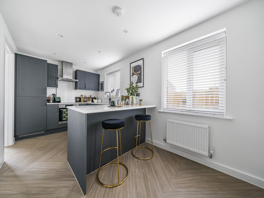 Main image of property: Higham Lane,
Nuneaton,
CV11 6BD