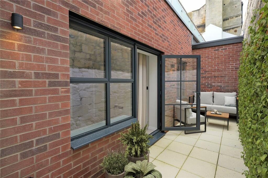 Additional property image - Apartment 7 North Range, Walcot Yard, Bath, BA1