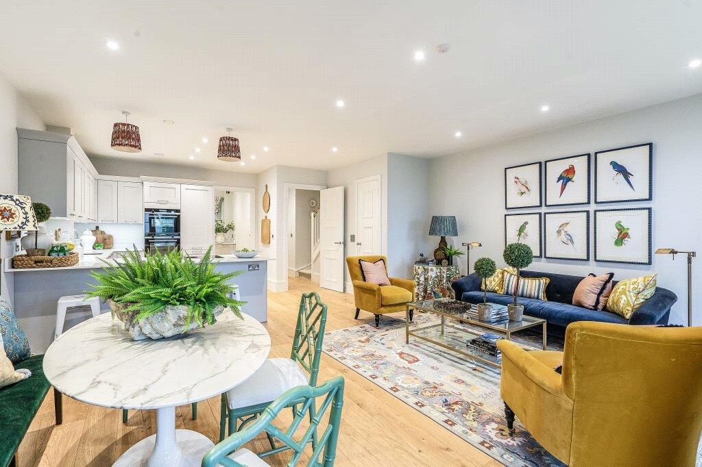 Additional property image - House 184 Bridgetower Drive, Holburne Park, Warminster Road, Bath, BA2