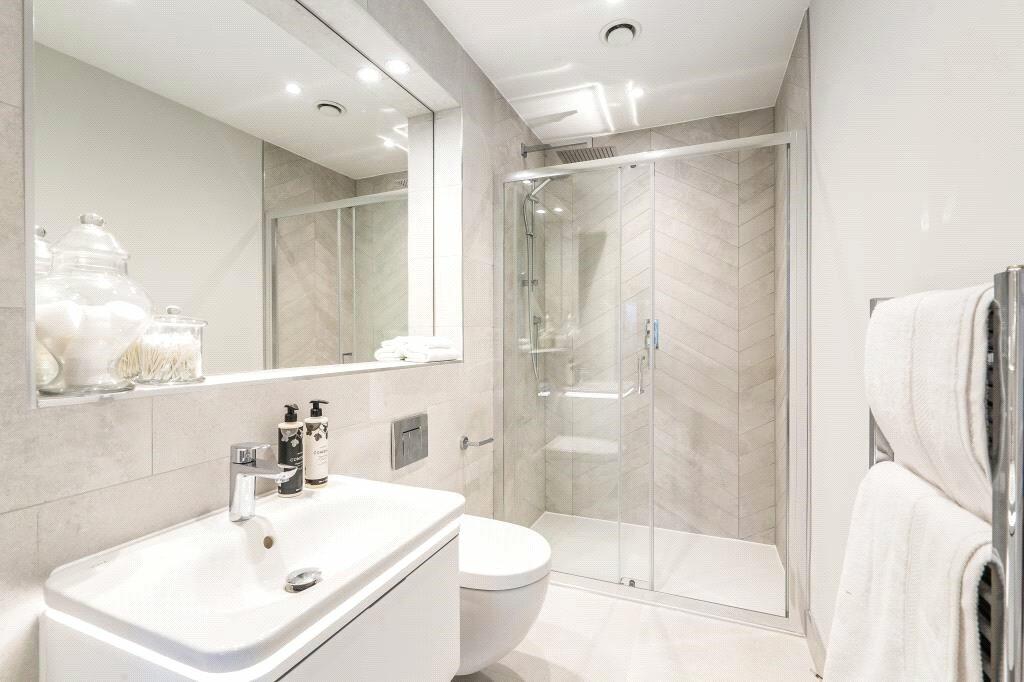 Additional property image - House 184 Bridgetower Drive, Holburne Park, Warminster Road, Bath, BA2