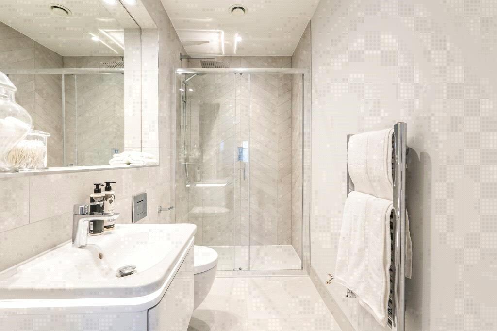 Additional property image - House 184 Bridgetower Drive, Holburne Park, Warminster Road, Bath, BA2