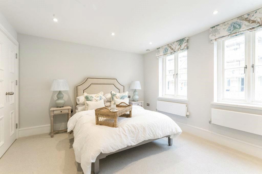 Additional property image - House 184 Bridgetower Drive, Holburne Park, Warminster Road, Bath, BA2