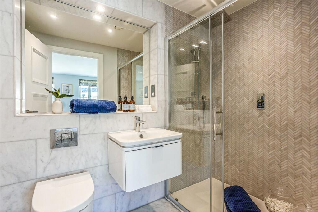Additional property image - House 190 Bridgetower Drive, Holburne Park, Warminster Road, Bath, BA2