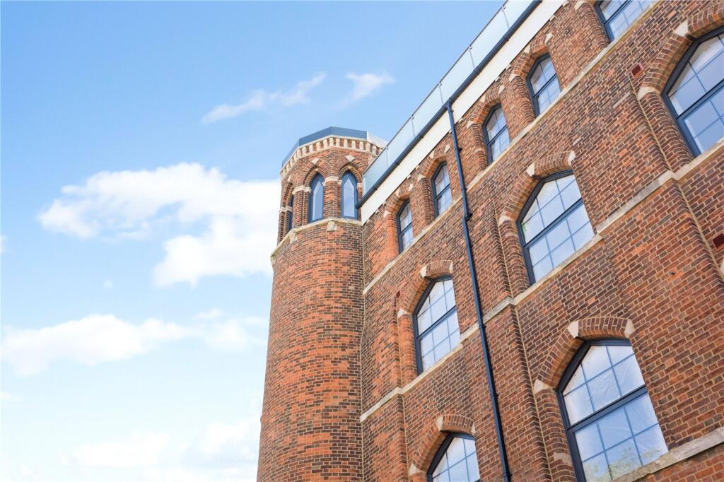 Main image of property: Flat 12, Clarks Mill, Stallard Street, Trowbridge, Wiltshire, BA14