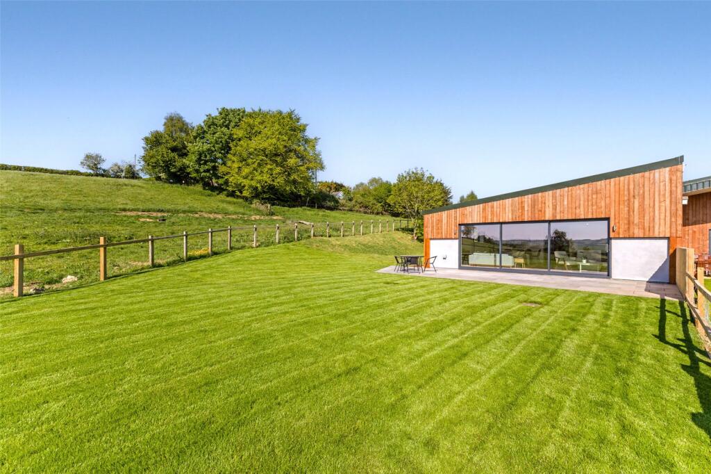 Main image of property: 1 Valley View, Double Hill, Bath, BA2