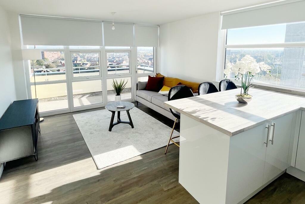 Main image of property: Oldham Road, Manchester, Greater Manchester, M40