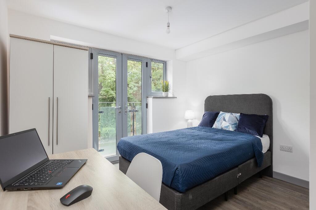 Main image of property: Old Chester Road, Birkenhead, Wirral, Merseyside, CH42