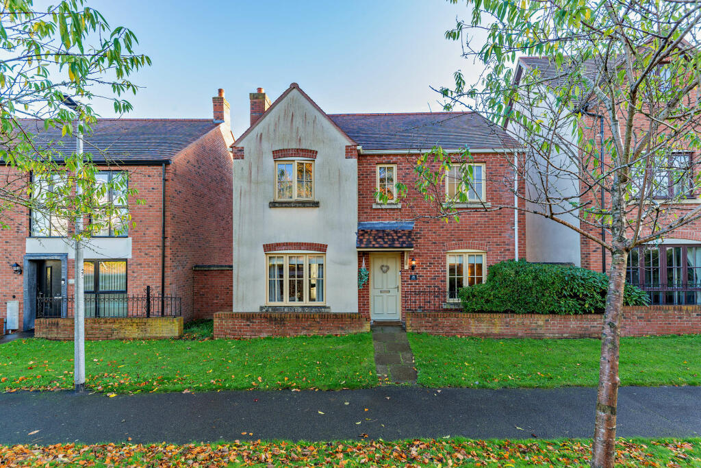 4 bedroom detached house for sale in Pepper Mill, Telford, TF4