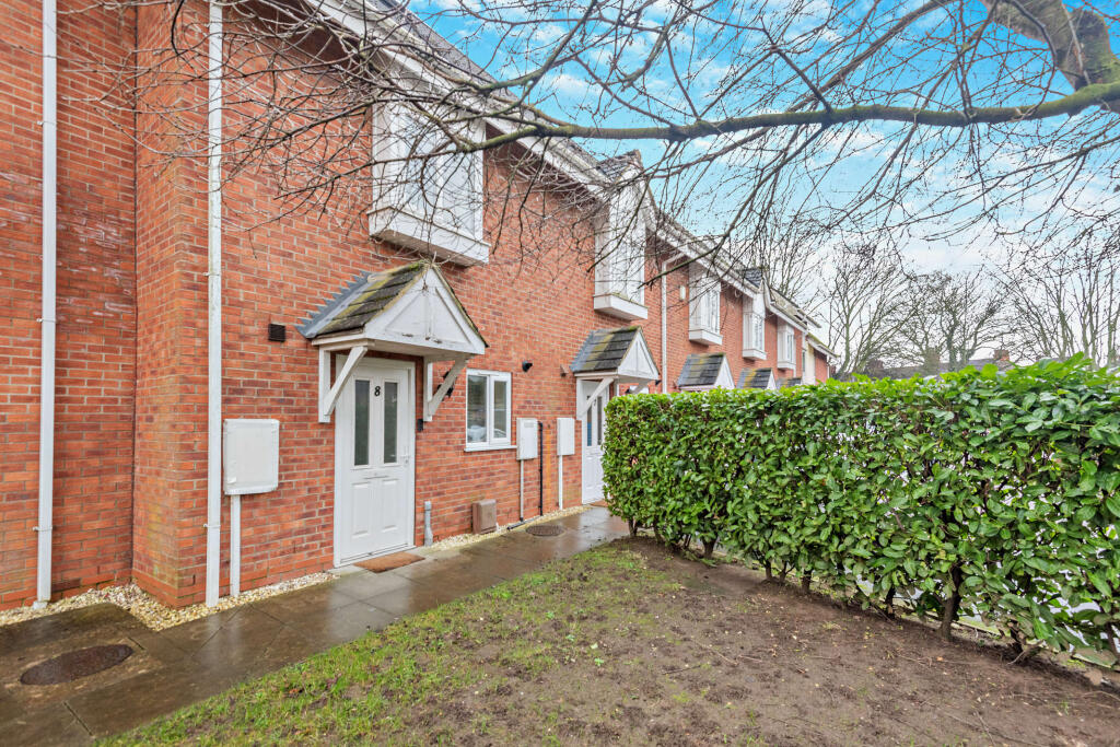 Main image of property: Alexandra wharf, Grimsby, DN31