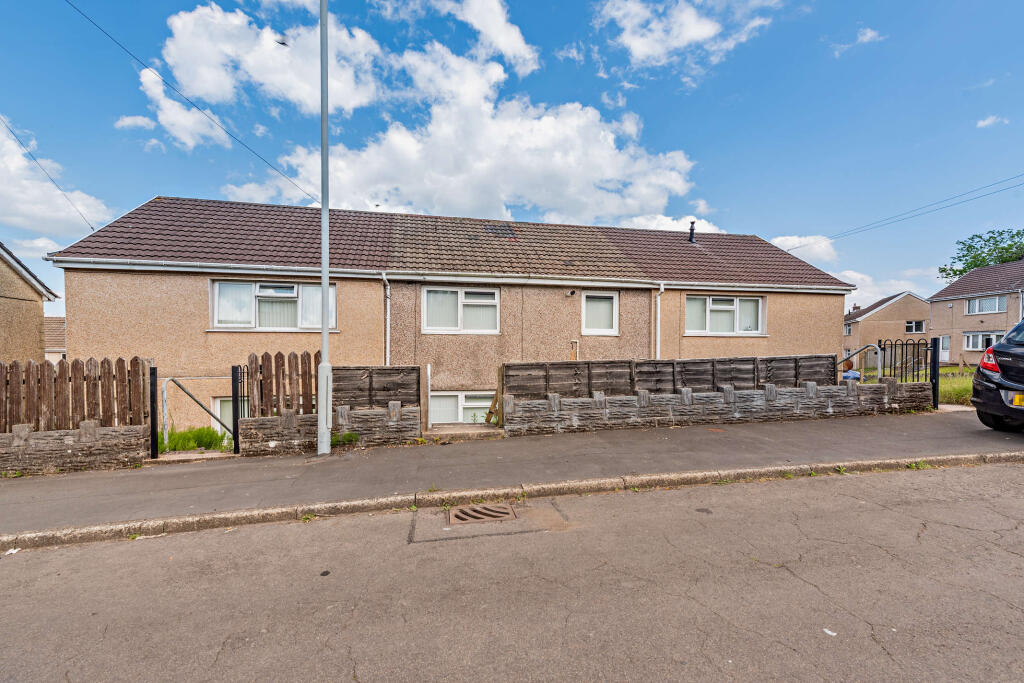 Main image of property: Lon Claerwen, Swansea, SA6