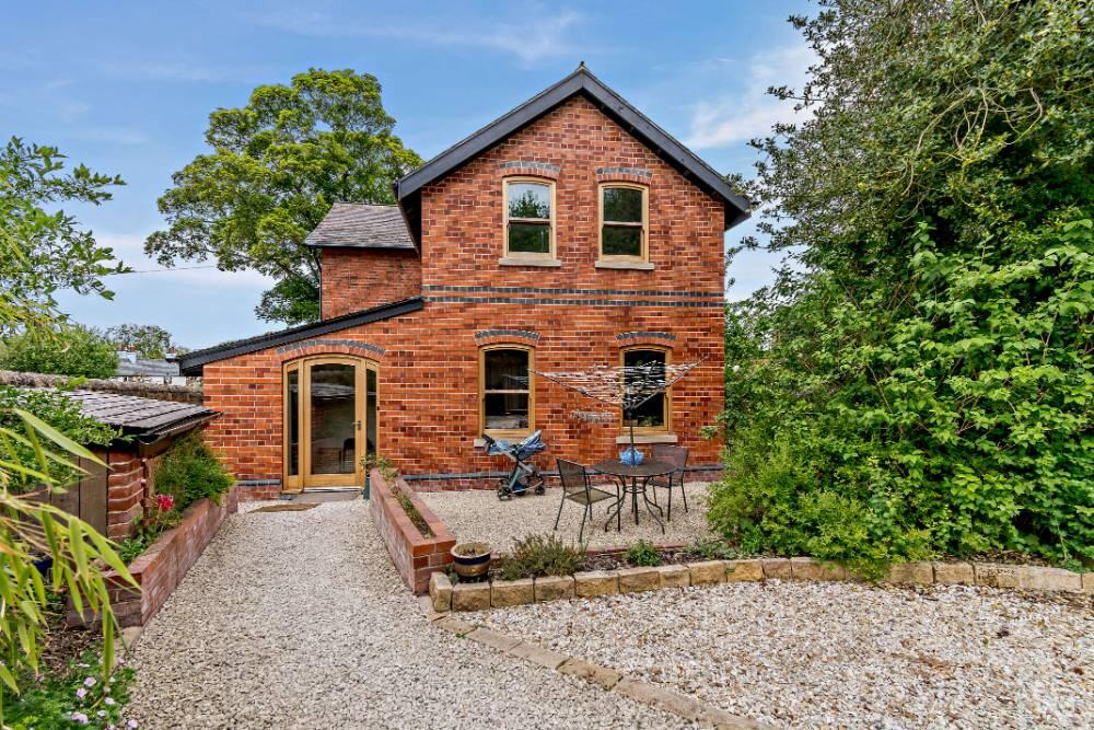 Main image of property: Main Street, Linby, NG15