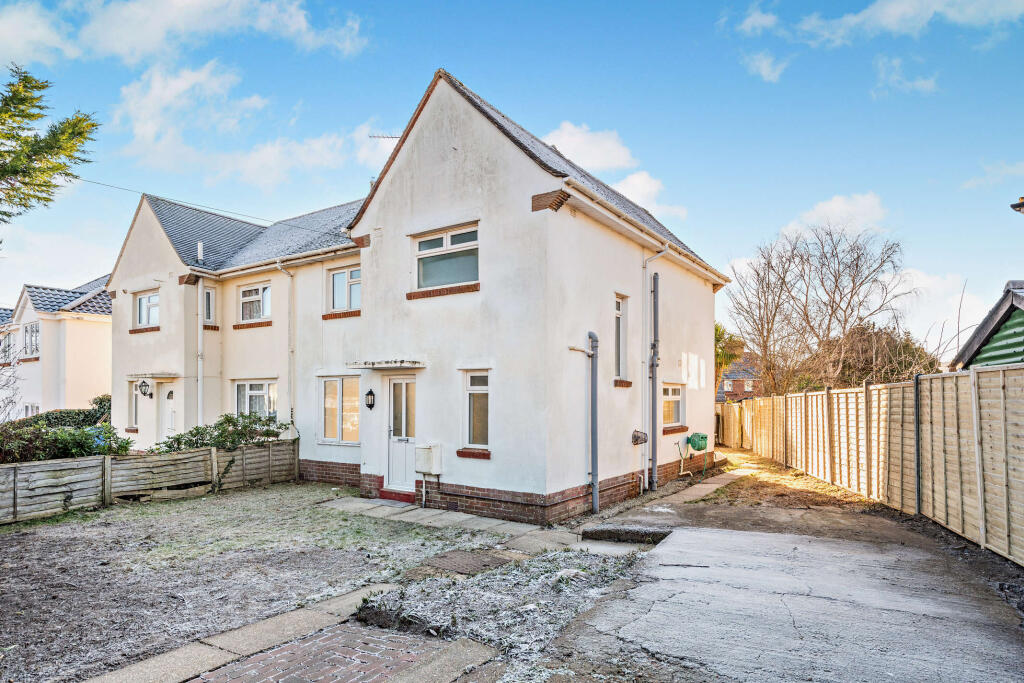 Main image of property: Hamilton Road, Poole, BH15 4EW