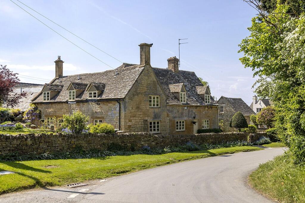 Main image of property: Laverton, Broadway, Gloucestershire, WR12